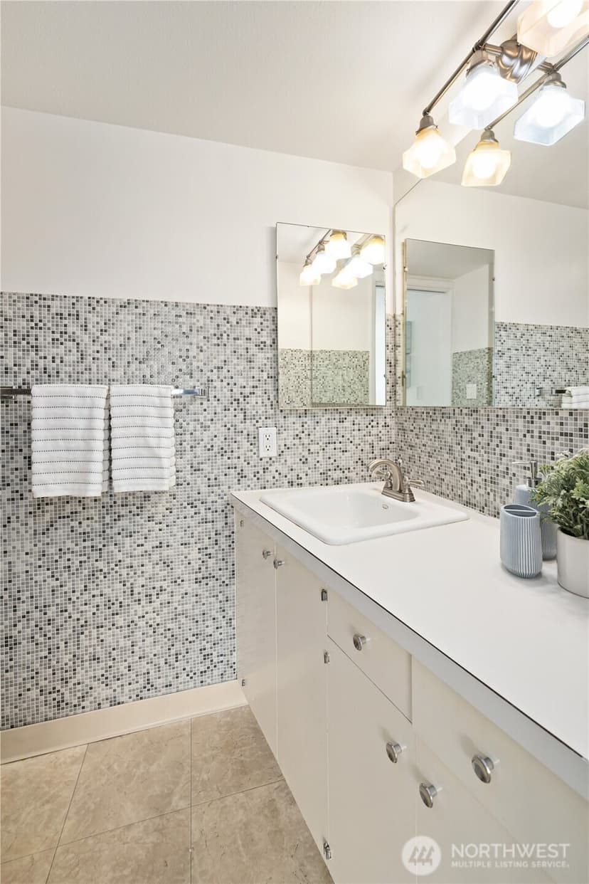 Property photo for 2500 81st Avenue SE #351, Mercer Island photo 18