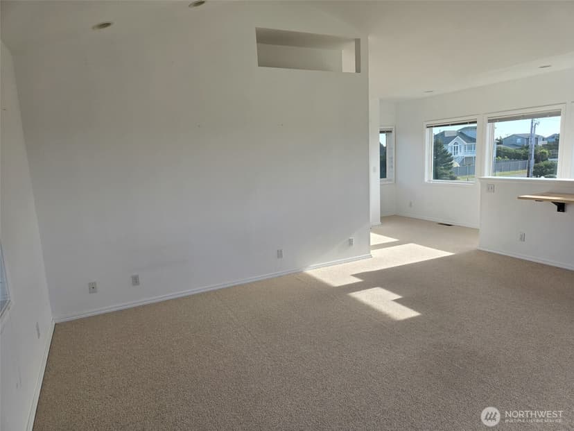 Property photo for 935 S Sand Dune Avenue SW, Ocean Shores photo 37