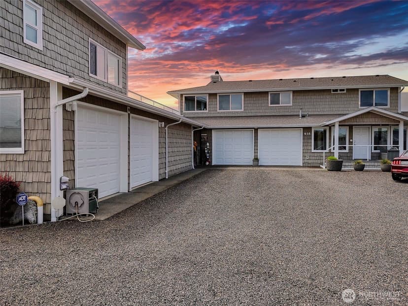 Property photo for 935 S Sand Dune Avenue SW, Ocean Shores photo 5