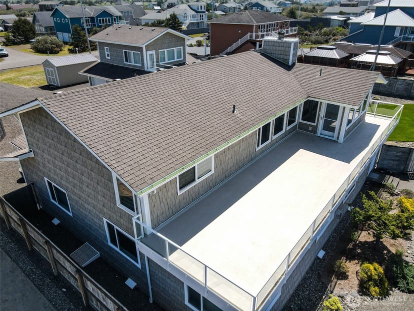 Property photo for 935 S Sand Dune Avenue SW, Ocean Shores photo 12