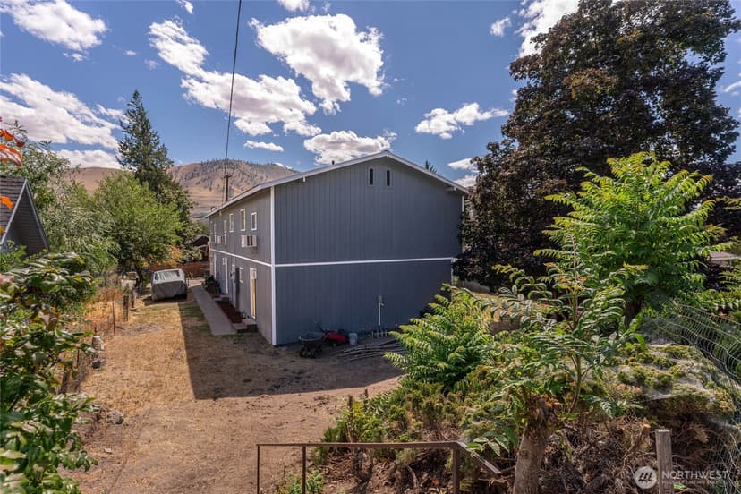 Property photo for 225 W Highland Avenue, Chelan photo 13