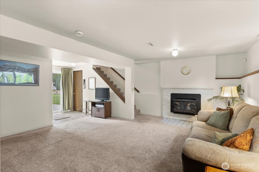 Property photo for 19126 80th Avenue W, Edmonds photo 21