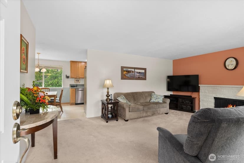 Property photo for 19126 80th Avenue W, Edmonds photo 3