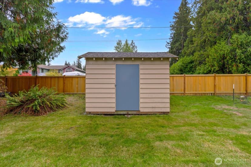 Property photo for 19126 80th Avenue W, Edmonds photo 35
