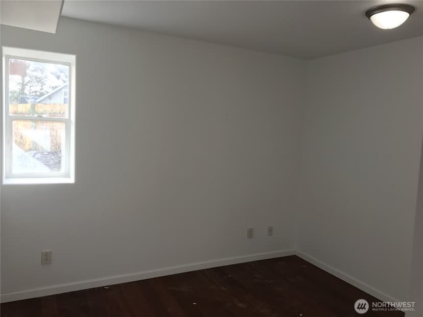 Property photo for 12623 42nd Avenue S, Tukwila photo 13
