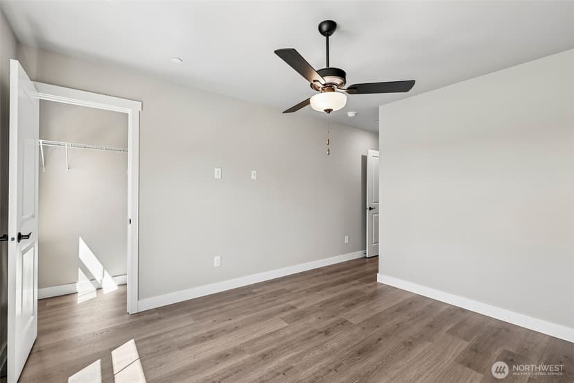 Property photo for 8927 172nd Street NE, Arlington photo 24