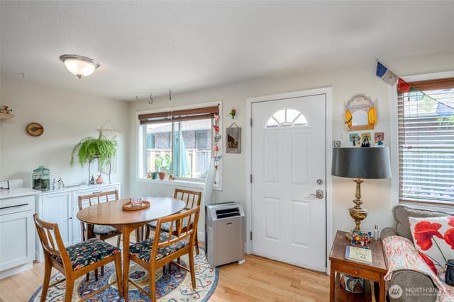Property photo for 708 N L Street #6, Tacoma photo 3