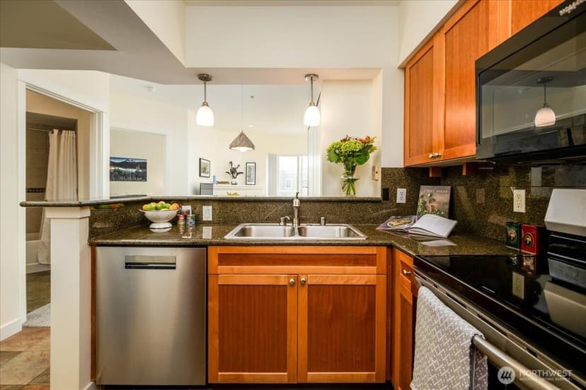 Property photo for 1545 NW 57th #613, Seattle photo 7