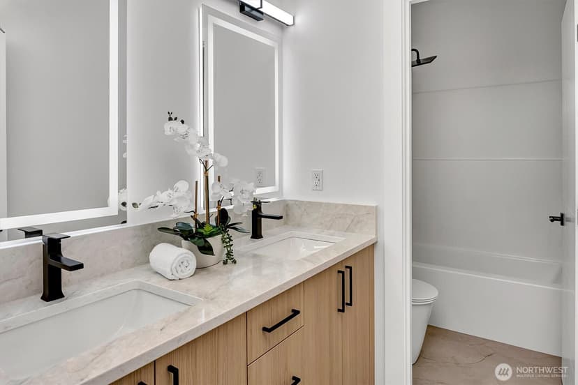 Property photo for 16215 Simonds Road NE, Kenmore photo 32