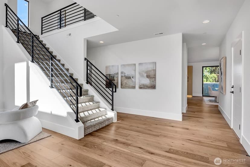 Property photo for 16215 Simonds Road NE, Kenmore photo 8