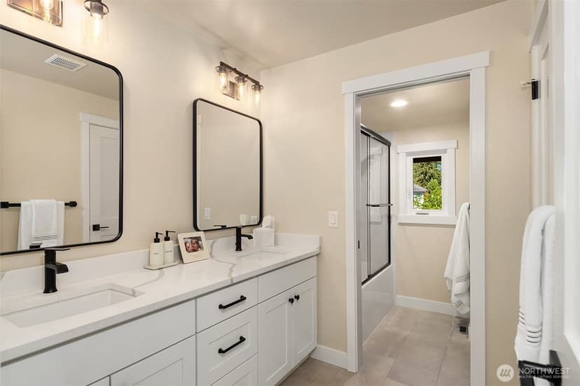 Property photo for 23013 SE 41st Place, Sammamish photo 26