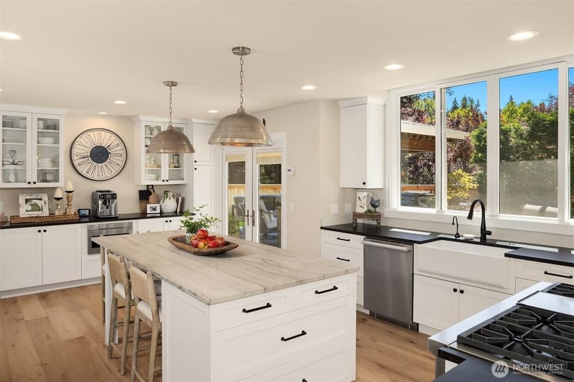 Property photo for 23013 SE 41st Place, Sammamish photo 13