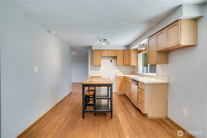 Property photo for 20643 Church Lake Drive E, Bonney Lake photo 8