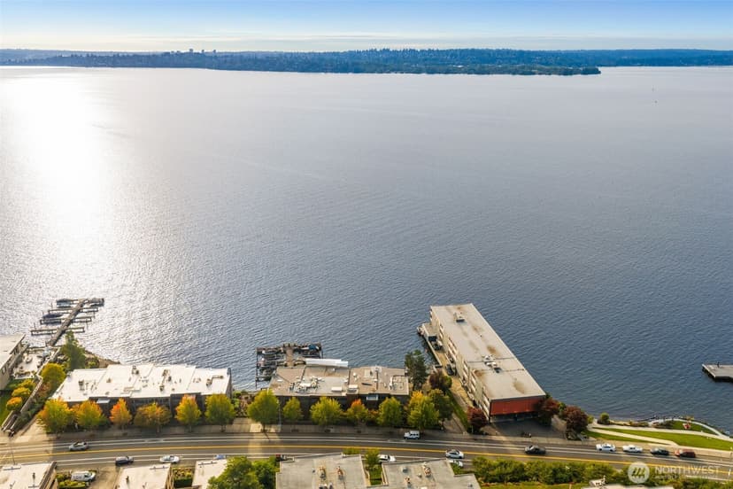 Property photo for 807 Lake Street S #301, Kirkland photo 25