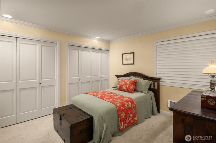 Property photo for 807 Lake Street S #301, Kirkland photo 12
