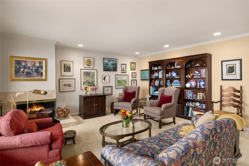 Property photo for 807 Lake Street S #301, Kirkland photo 6