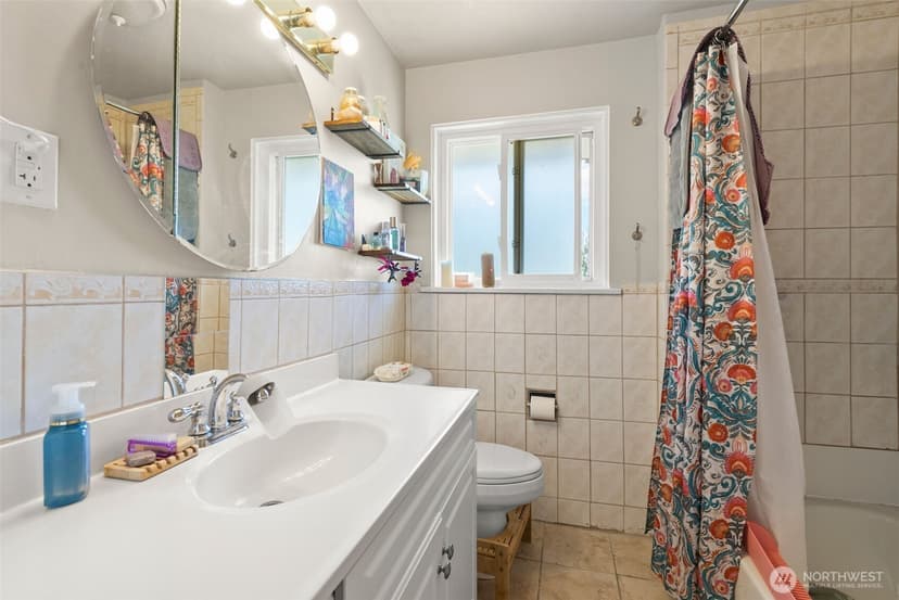 Property photo for 1735 S Pearl Street, Seattle photo 12