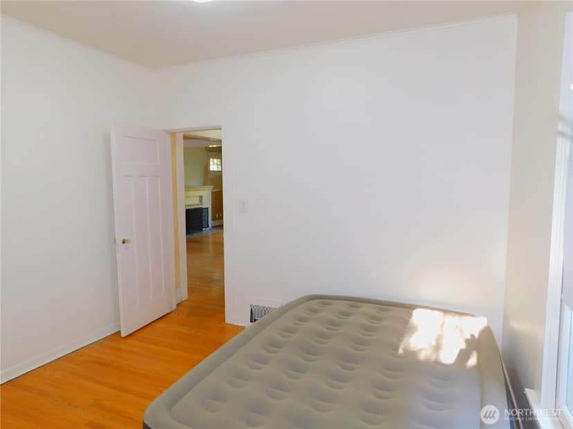 Property photo for 7217 4th Avenue NW, Seattle photo 8