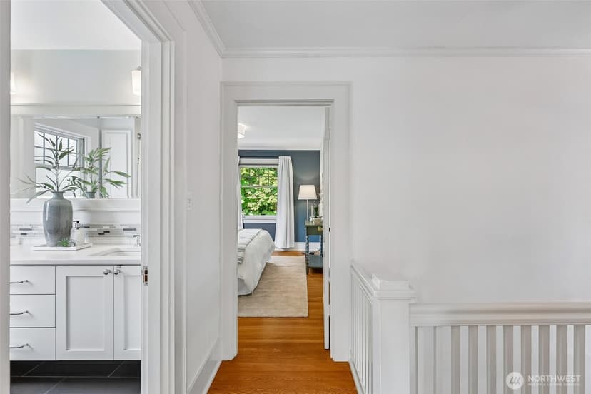 Property photo for 5248 17th Avenue NE, Seattle photo 16