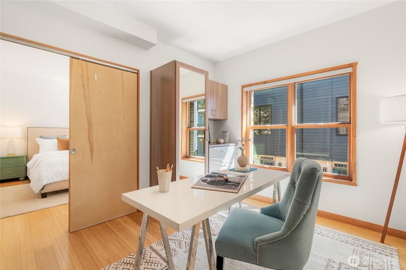 Property photo for 1122 Broadway E #301, Seattle photo 6