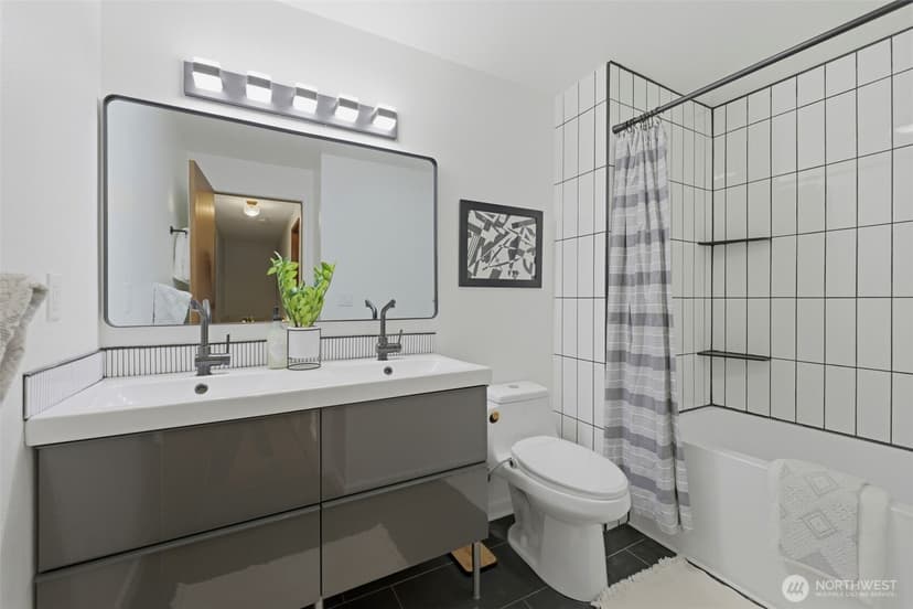 Property photo for 9907 74th Street SW, Lakewood photo 22