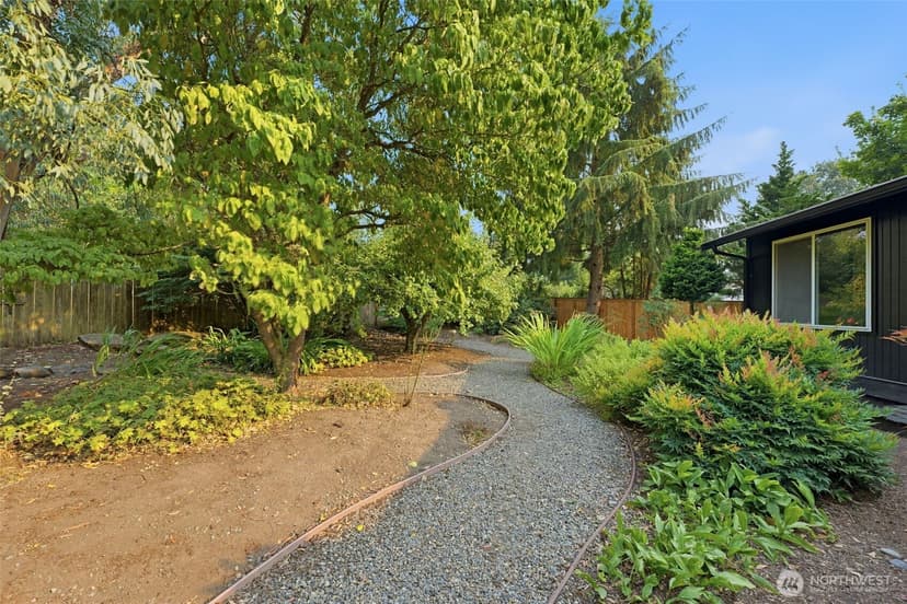 Property photo for 9907 74th Street SW, Lakewood photo 35
