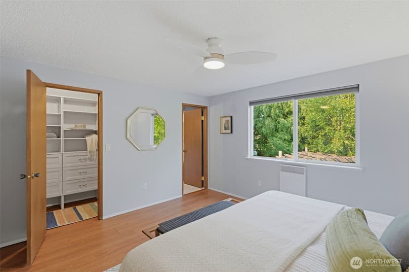 Property photo for 9907 74th Street SW, Lakewood photo 24