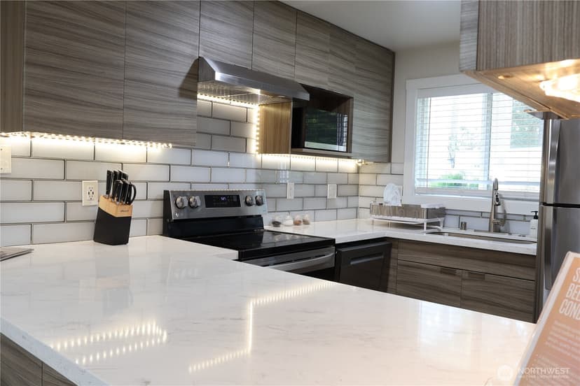 Property photo for 14517 NE 40th Street #F103, Bellevue