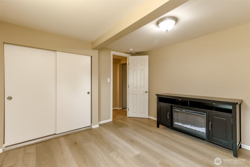 Property photo for 11049 18th Avenue SW, Seattle photo 26