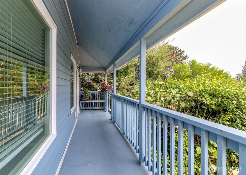 Property photo for 11049 18th Avenue SW, Seattle photo 33