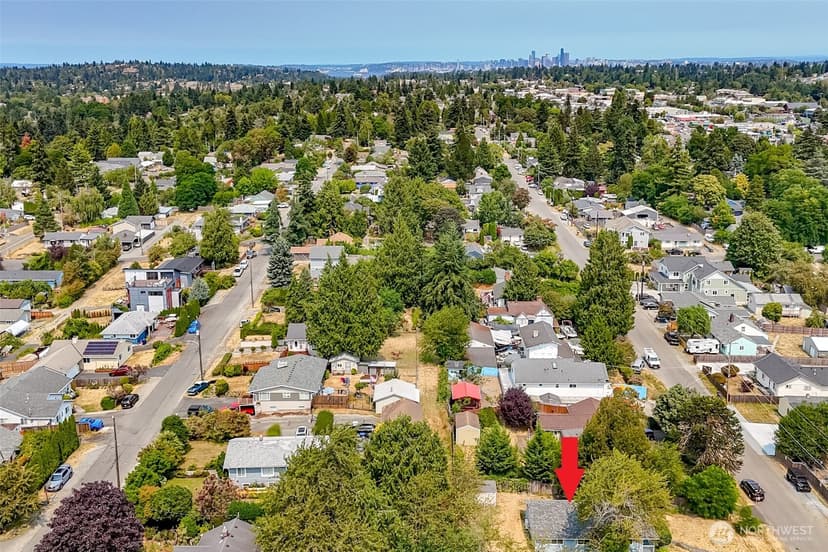 Property photo for 11049 18th Avenue SW, Seattle photo 38