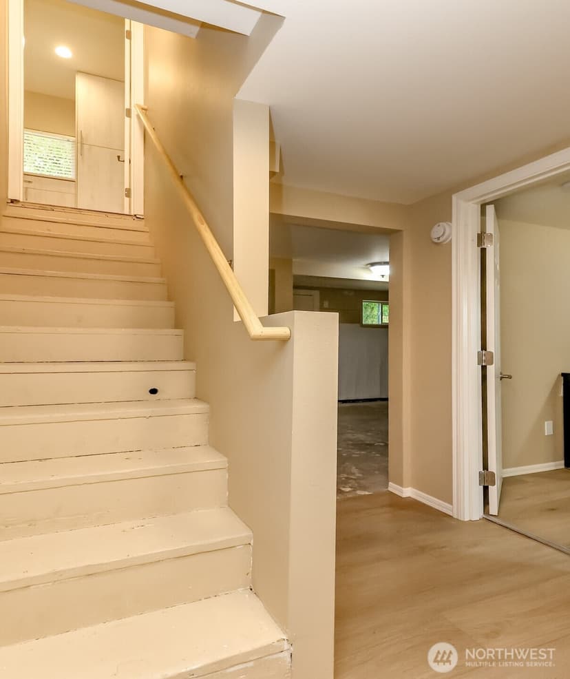 Property photo for 11049 18th Avenue SW, Seattle photo 25