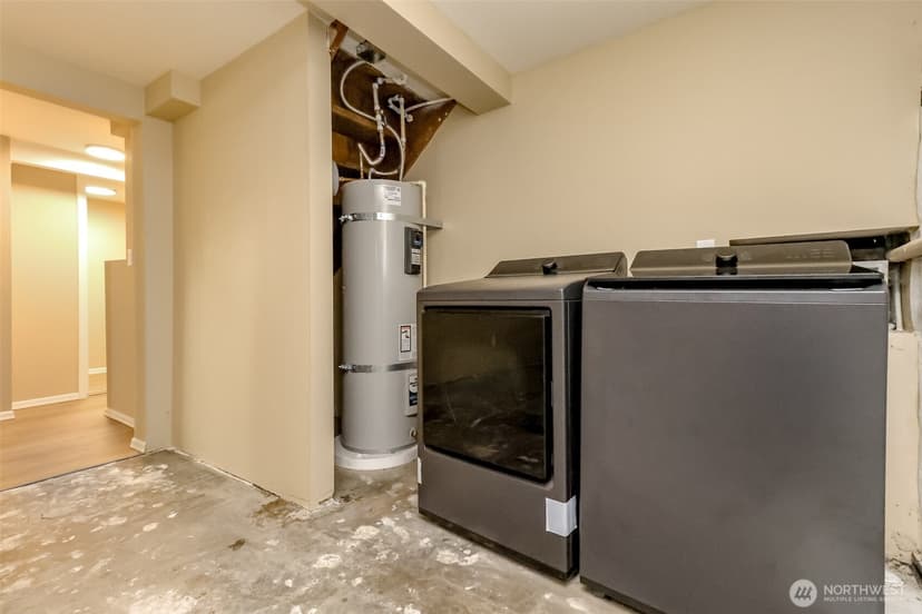 Property photo for 11049 18th Avenue SW, Seattle photo 28