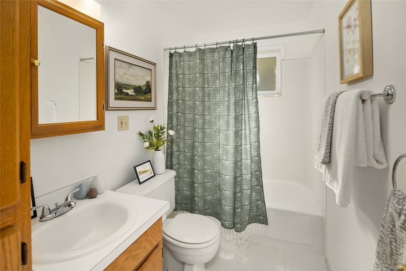 Property photo for 1627 33rd Avenue, Seattle photo 30