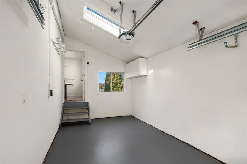 Property photo for 1627 33rd Avenue, Seattle photo 8