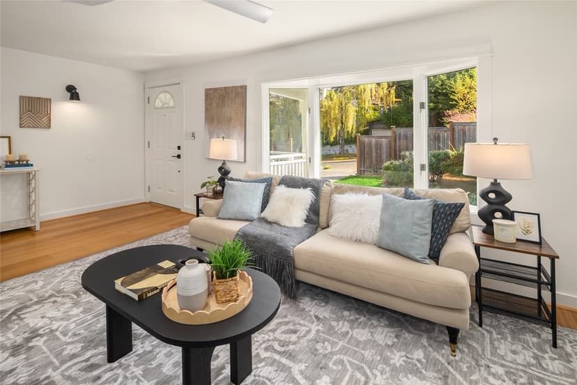 Property photo for 1627 33rd Avenue, Seattle photo 12