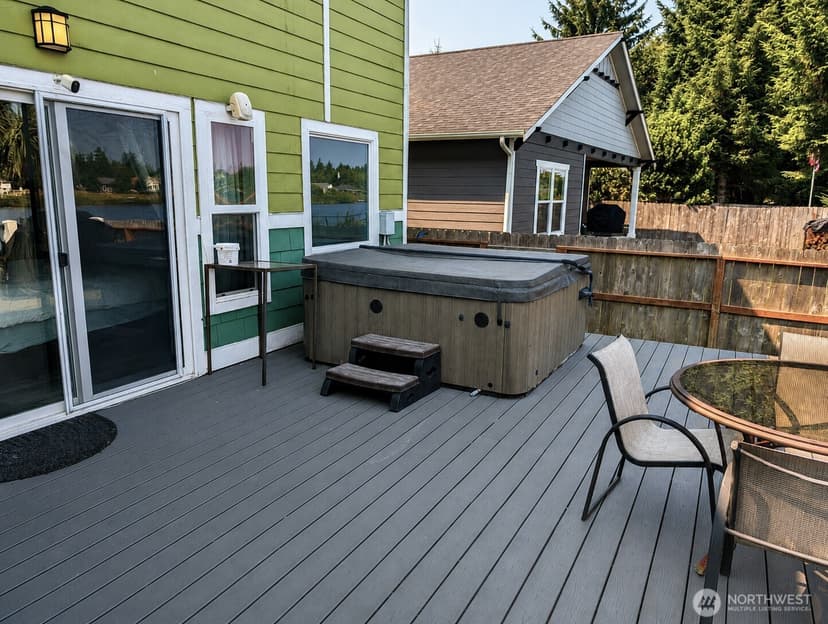 Property photo for 570 Weatherwax Loop NE, Ocean Shores photo 9
