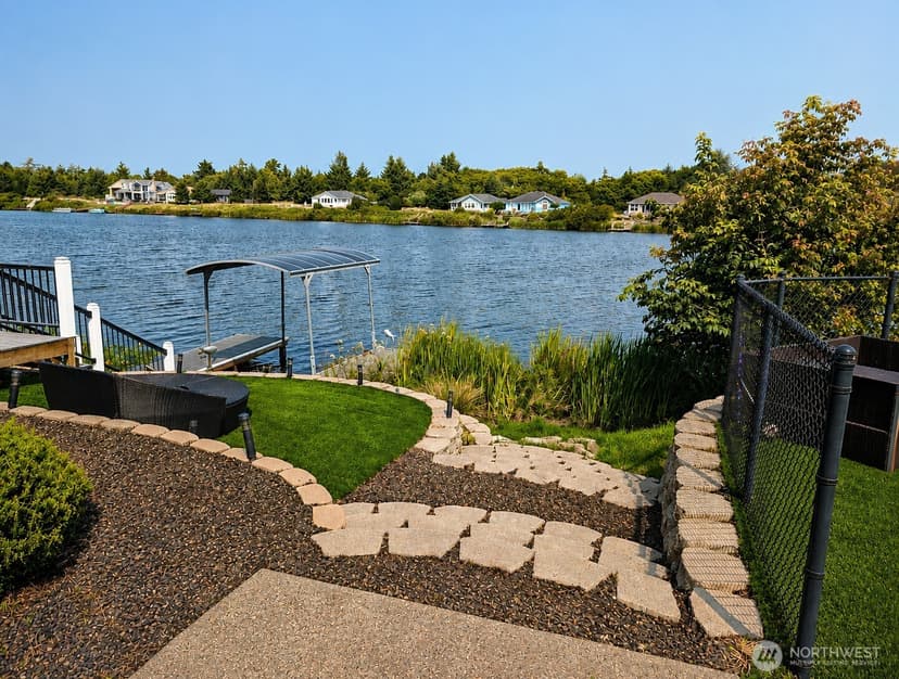 Property photo for 570 Weatherwax Loop NE, Ocean Shores photo 4
