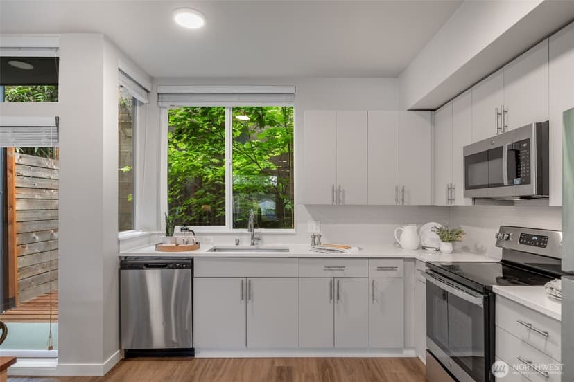 Property photo for 1318 Yakima Avenue S #A03, Seattle photo 11