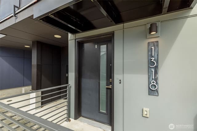 Property photo for 1318 Yakima Avenue S #A03, Seattle photo 4