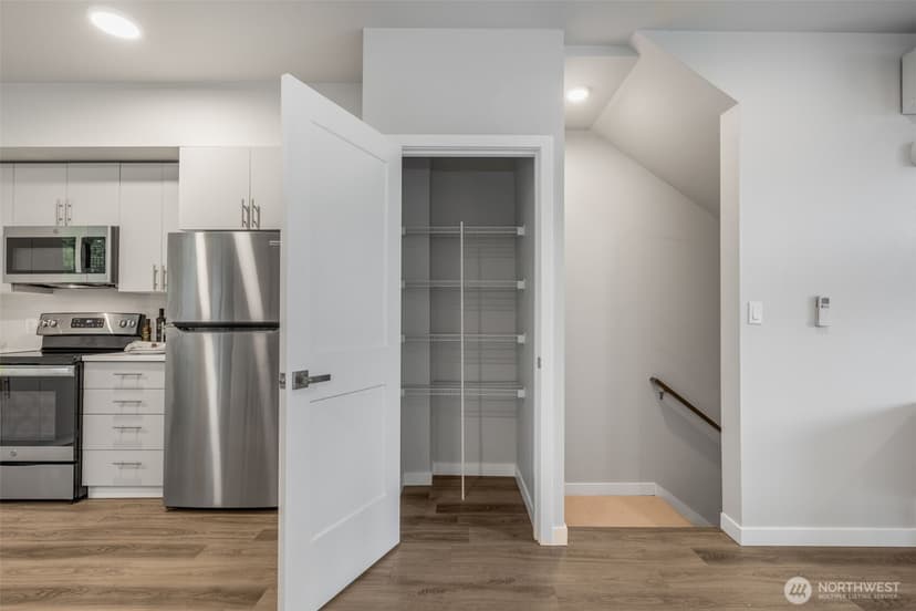 Property photo for 1318 Yakima Avenue S #A03, Seattle photo 12