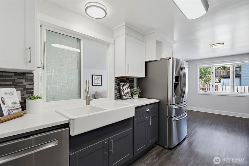Property photo for 914 S 30th Place, Renton photo 19