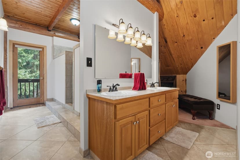 Property photo for 4367 SE Skyhawk Lane, Port Orchard photo 23