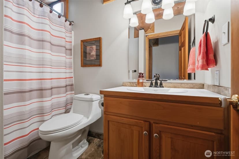 Property photo for 4367 SE Skyhawk Lane, Port Orchard photo 15