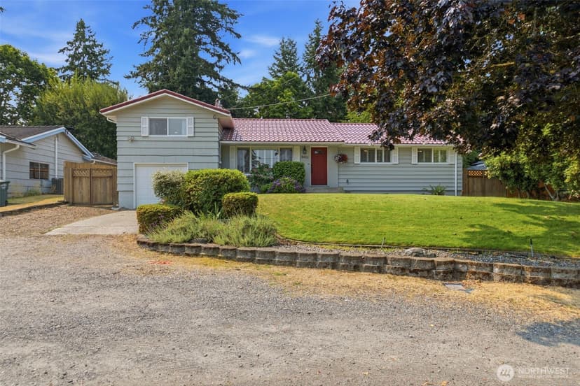 Property photo for 8402 34th Street W, Tacoma photo 2
