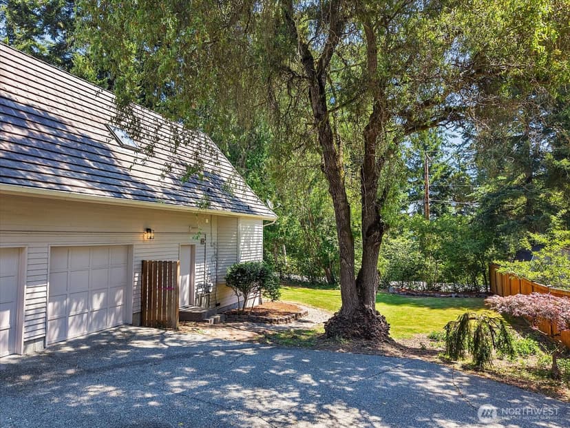 Property photo for 3851 Ambleside Lane NE, Bremerton photo 29