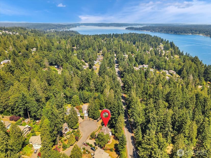 Property photo for 3851 Ambleside Lane NE, Bremerton photo 36