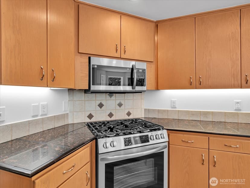 Property photo for 3851 Ambleside Lane NE, Bremerton photo 12