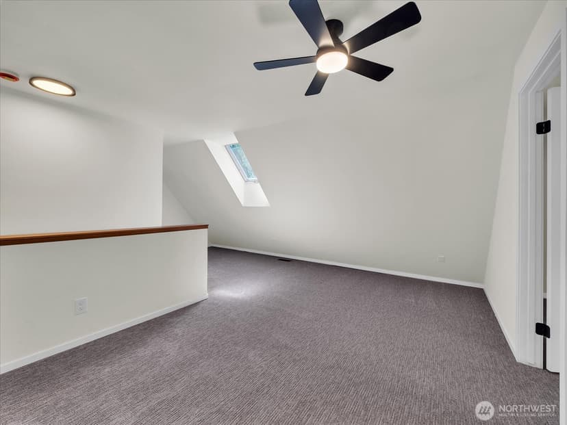 Property photo for 3851 Ambleside Lane NE, Bremerton photo 25