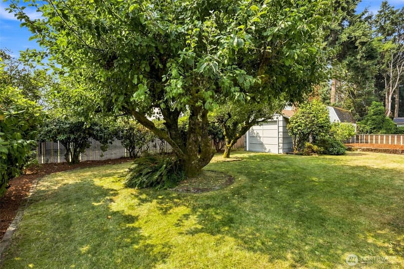Property photo for 1422 115th Street S, Tacoma photo 17
